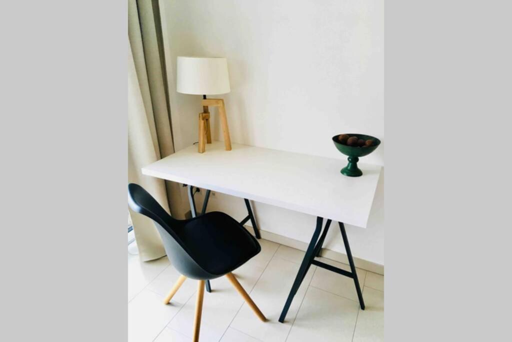 Large Family Retro Flat In City Center- Large Terrace & Garden View, Free Parking Λουξεμβούργο Εξωτερικό φωτογραφία